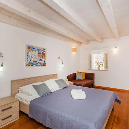 Apartman Rafael & Old Town By Duhomes
